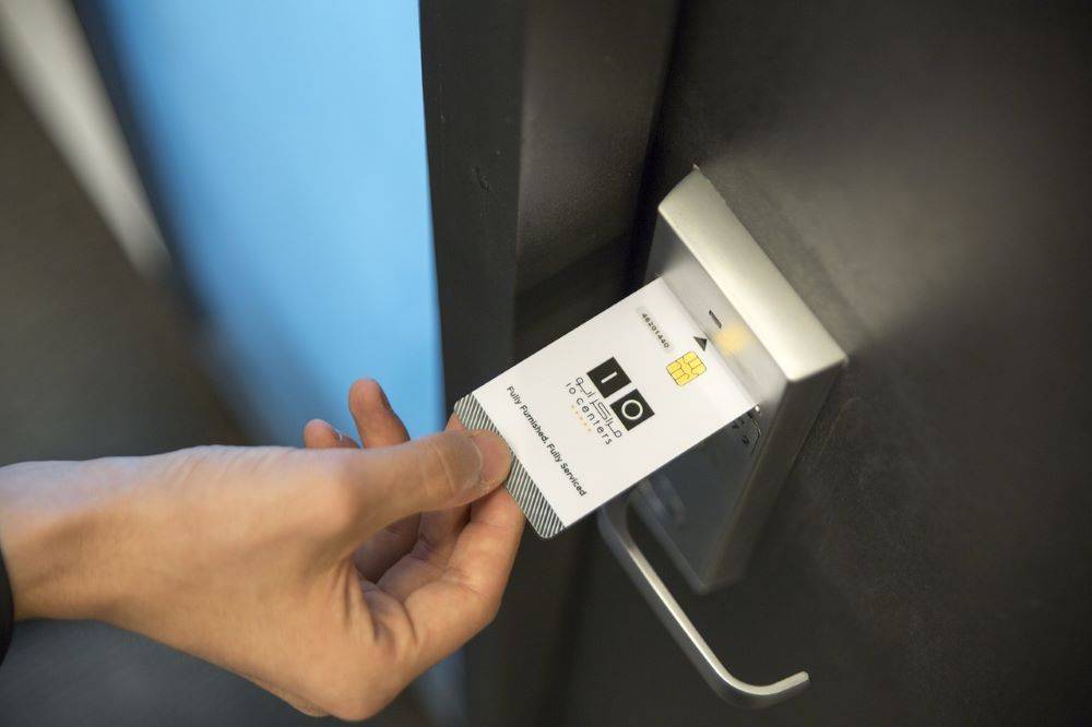 Inserting chip card into access control system for secure entry